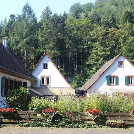 Ferienwohnung Im Wald Appartement *